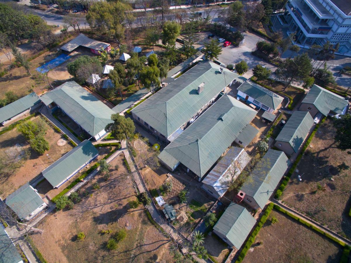Mbeya Hotel エクステリア 写真