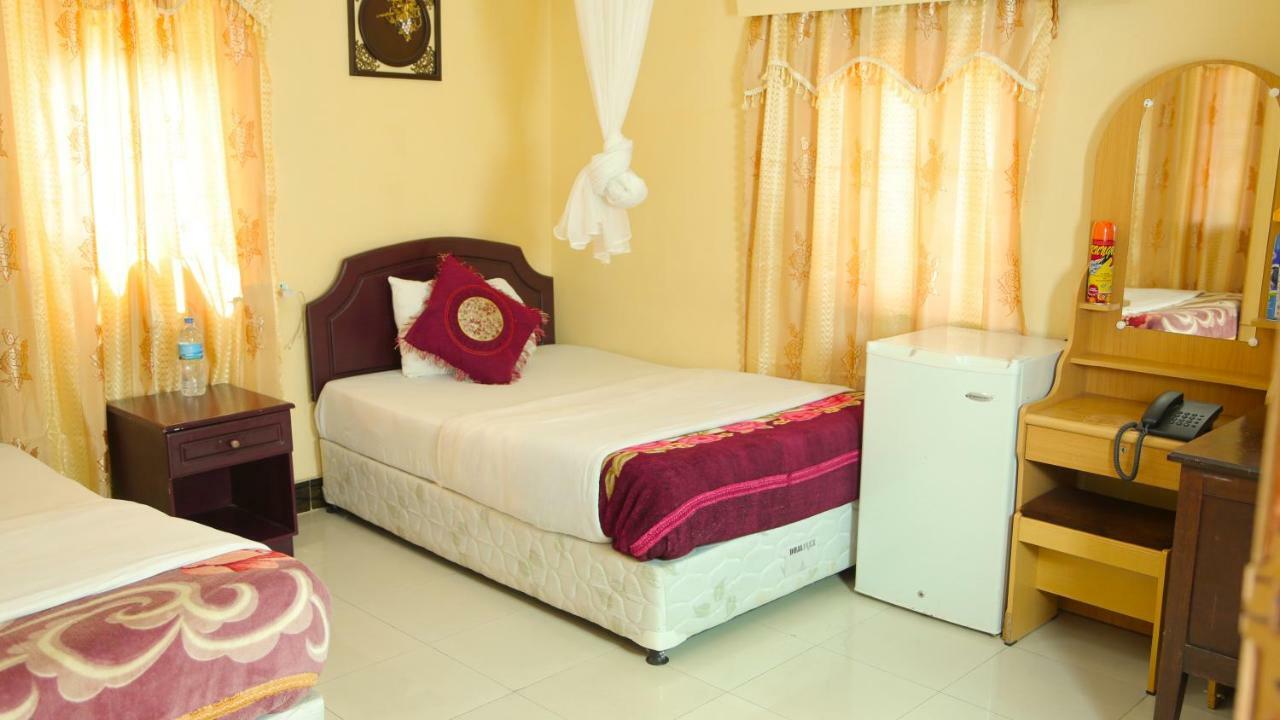 Mbeya Hotel エクステリア 写真