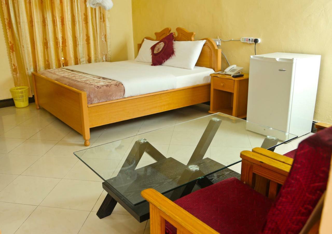 Mbeya Hotel エクステリア 写真