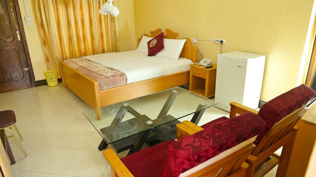 Mbeya Hotel エクステリア 写真